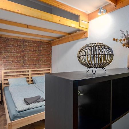 Apartment With Free Parking Будапеща Екстериор снимка